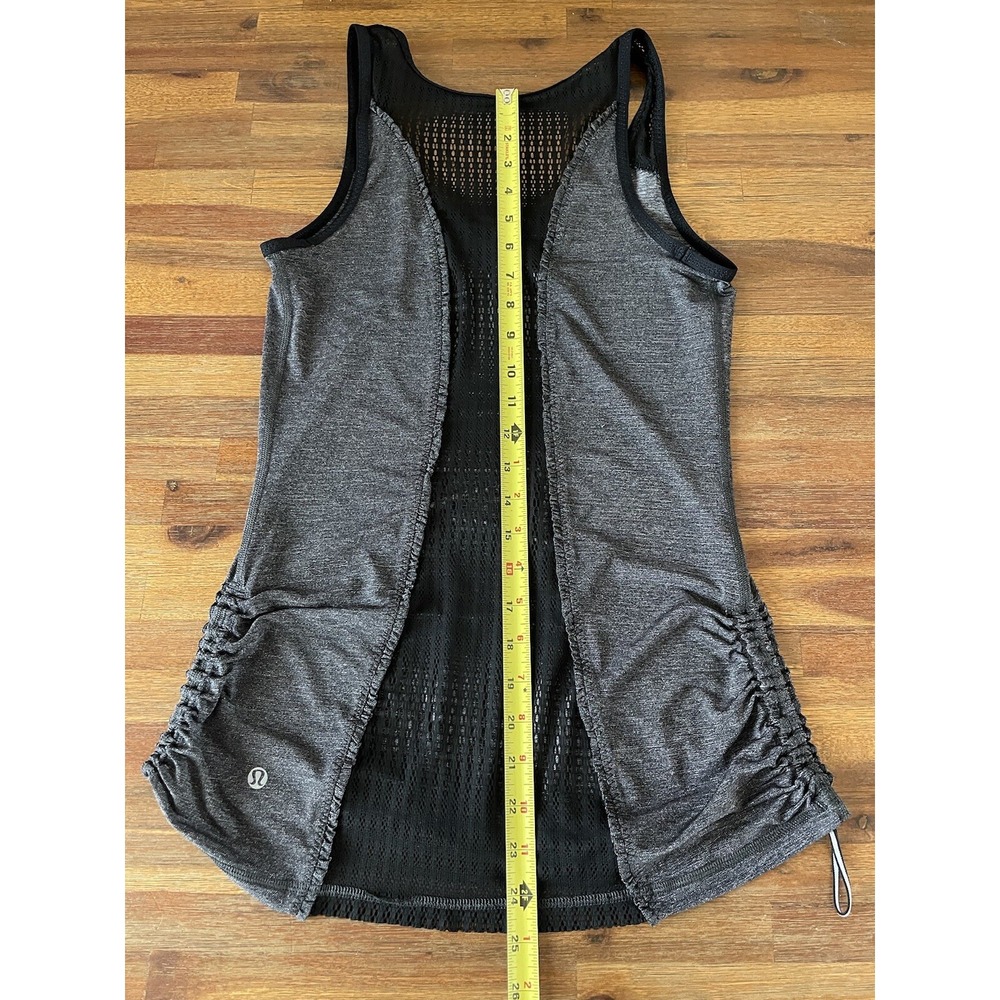 Lululemon Run Black Tie and Fly‎ Ruched Sides Tank Never Worn Size 2 - Picture 12 of 16